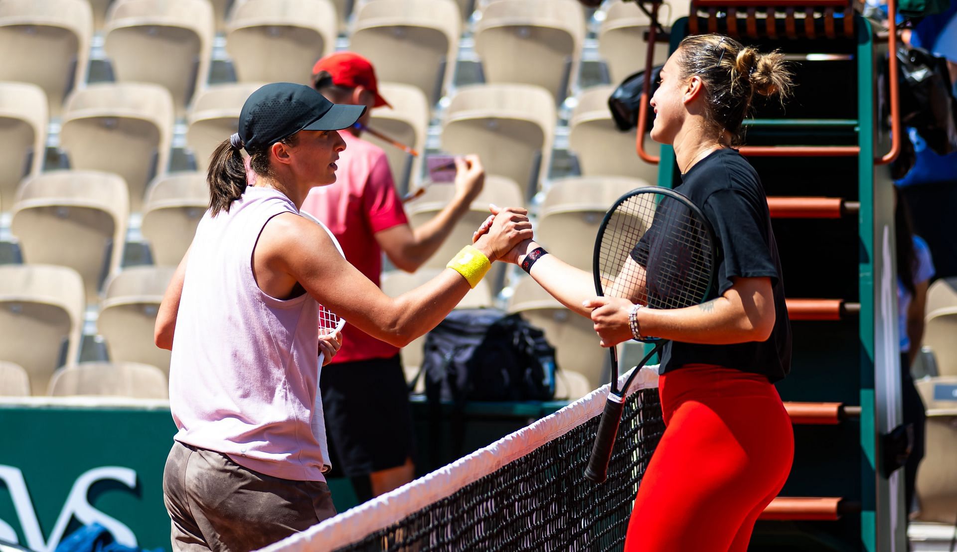 Iga Swiatek and Aryna Sabalenka at the 2025 French Open - Source: Getty